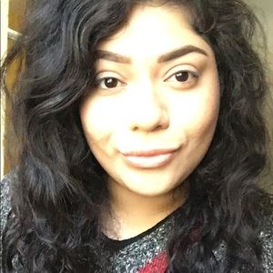 Meet your Posher, Alexandra